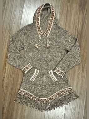Cute Alpaca Knit Pullover. Size M. No Tags. Read description carefully.